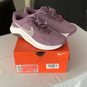 Nike Lavender Running Shoes with White Accents (Legend Essential 3NN)